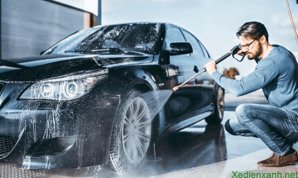 Máy bơm rửa xe có khả năng làm sạch mạnh mẽ